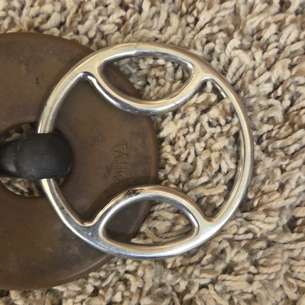 Bevel French Link Rubber Horse Bit - Picture 2 of 5